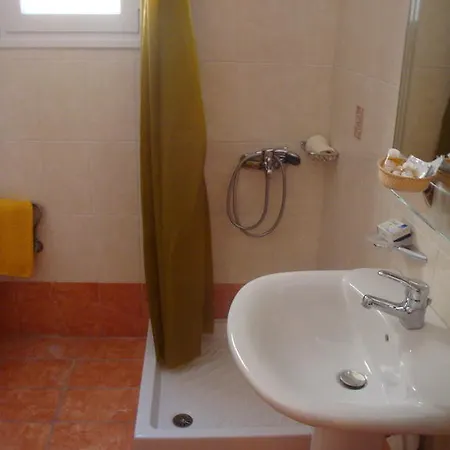 Apartment Santafemia *