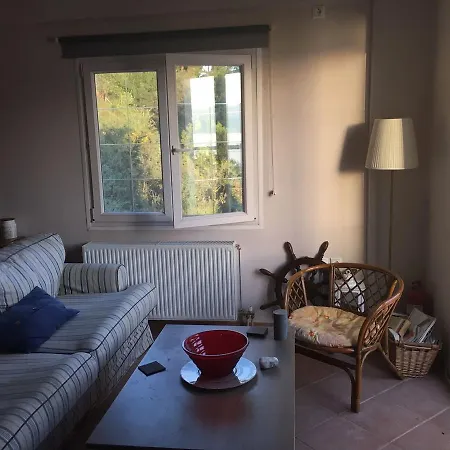 Santafemia Apartment Agia Efimia